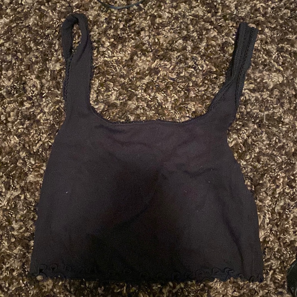 black tank crop top
